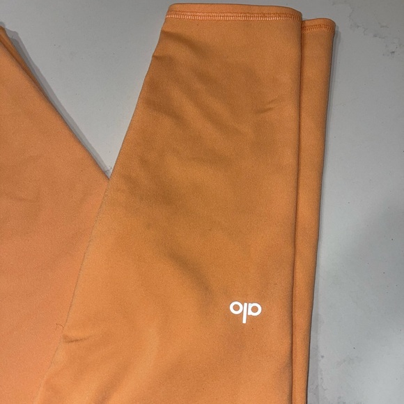 ALO Yoga Airbrush 7/8 Leggings Cantaloupe size large - Picture 6 of 12